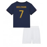 Camiseta Francia Antoine Griezmann #7 Primera Equipación Replica Mundial 2022 para niños mangas cortas (+ Pantalones cortos)